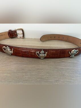 Talbots leather silver charm teapot belt made in USA cottage core vintage 95 - M